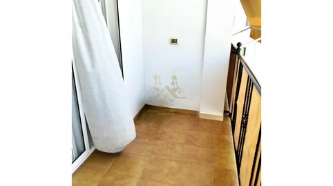Foto 4 de Apartament en venda a La Camella, Arona