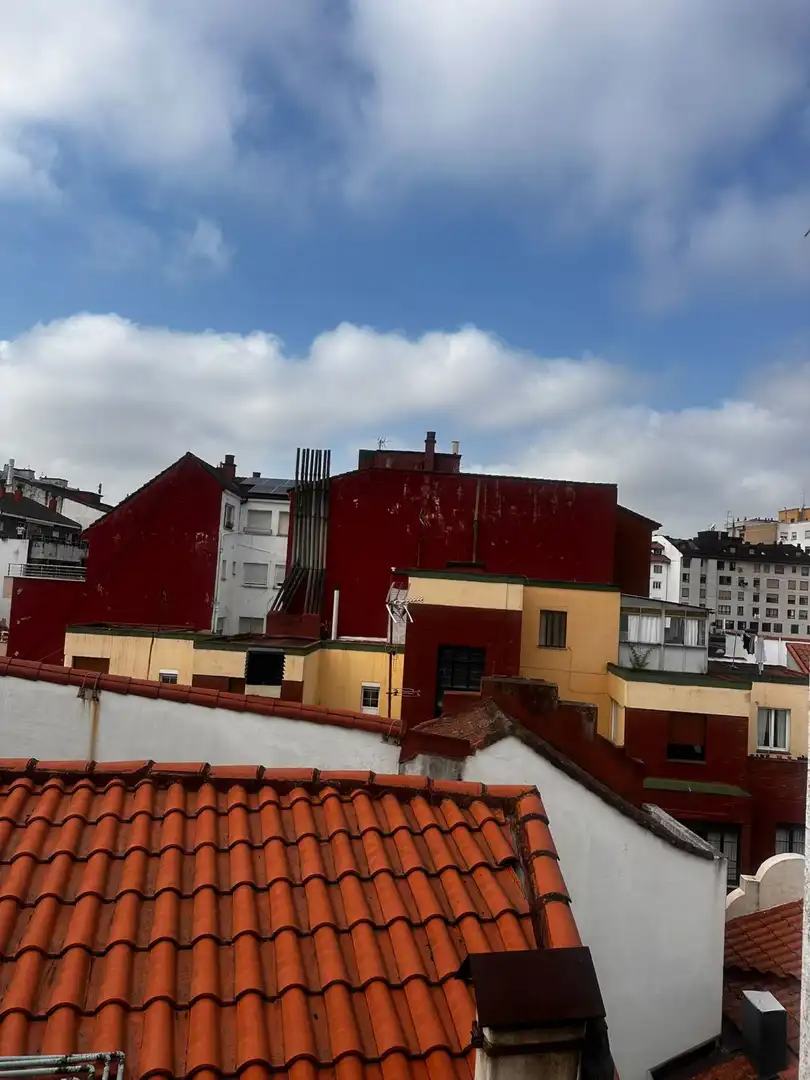 Vista exterior de Estudio de alquiler en Oviedo 