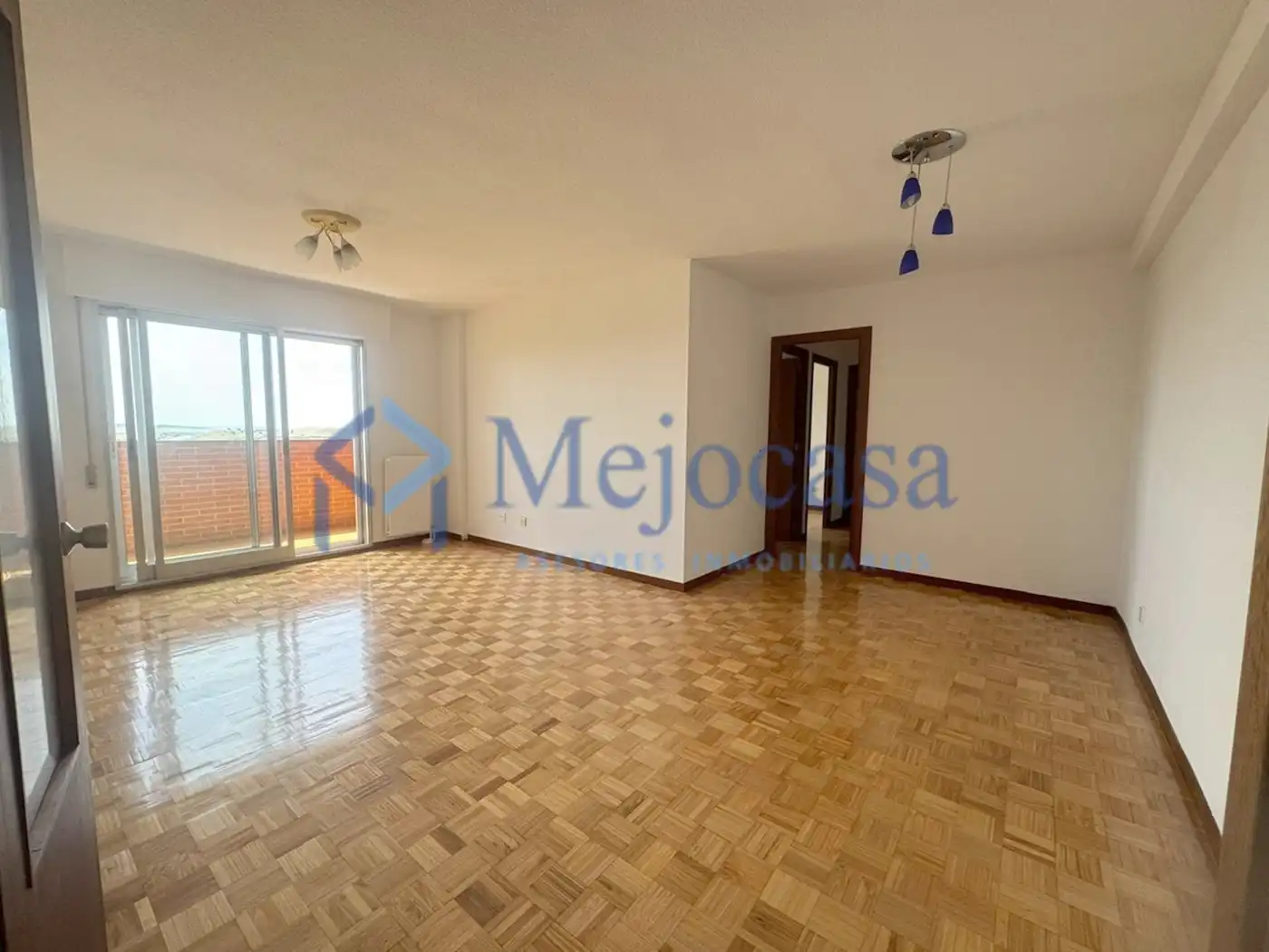 Sala de estar de Piso en venta en Madrid con Aire acondicionado, Calefacción y Parquet