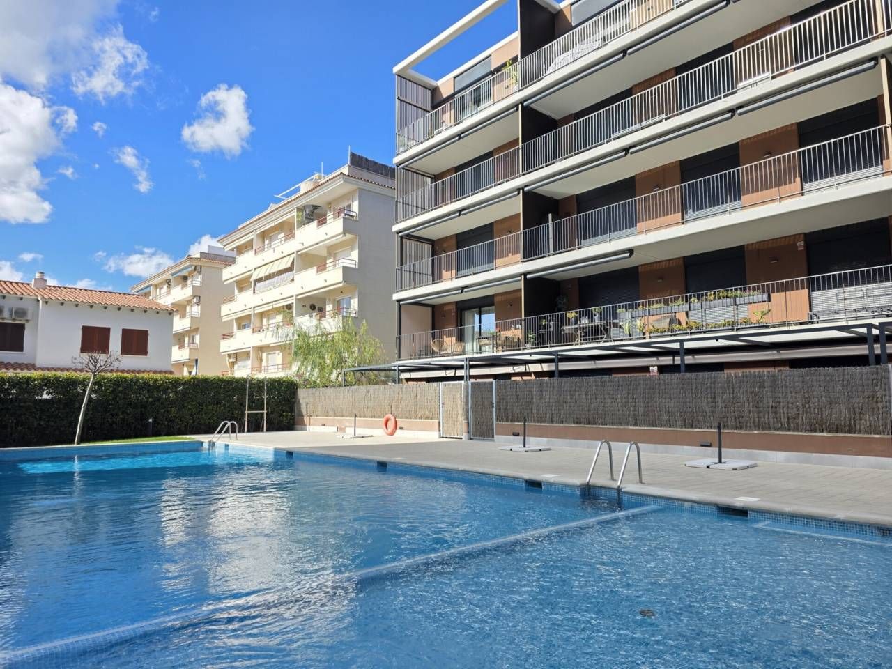 Piscina de Àtic en venda en Calafell amb Aire condicionat, Calefacció i Terrassa