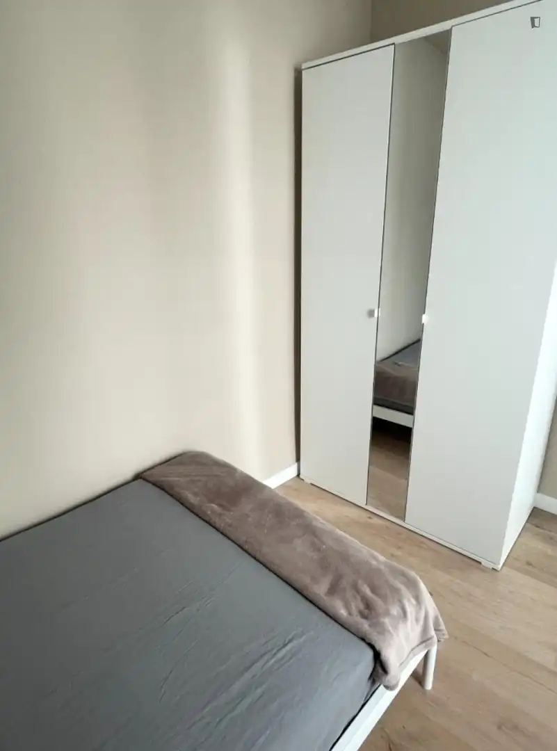 Habitación de Apartamento para compartir en Elche / Elx con Amueblado, Horno y Lavadora