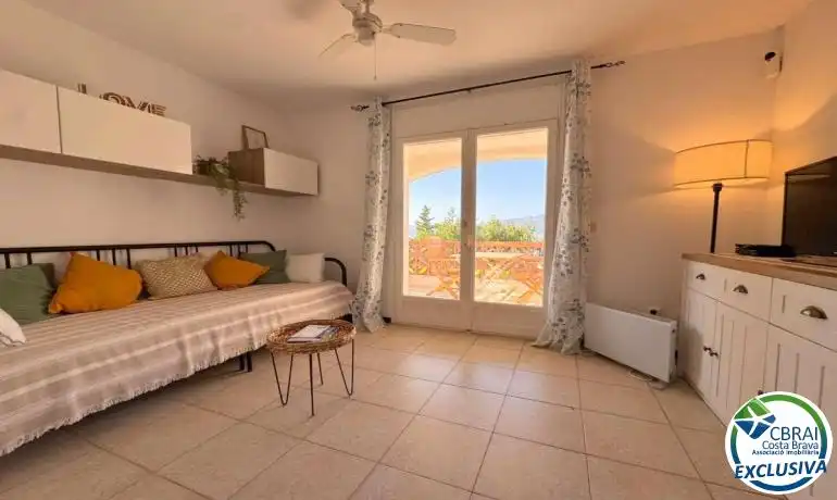 Dormitori de Estudi en venda en Roses amb Terrassa i Piscina comunitària