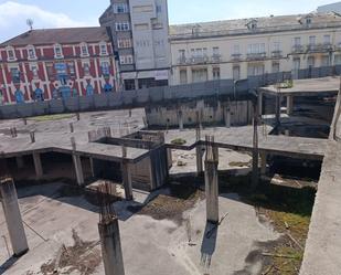 Vista exterior de Edifici en venda en Burela