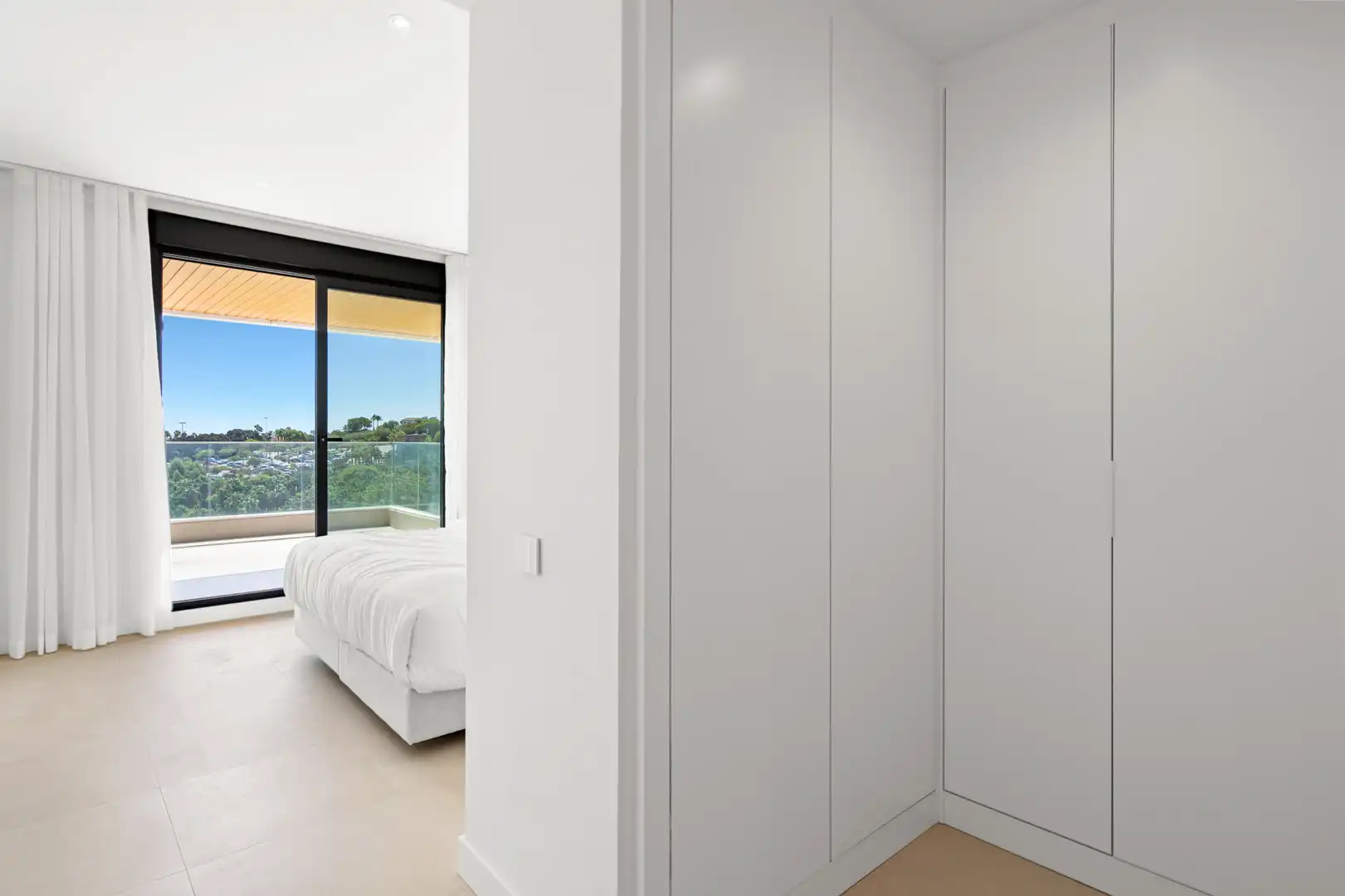Apartamento con terraza en venta en Selwo, imagen 21