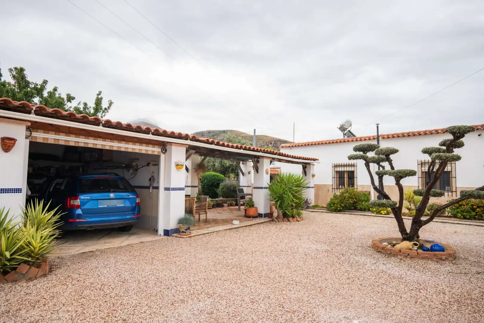 Vista exterior de Casa o chalet en venta en Orihuela con Jardín privado, Terraza y Trastero