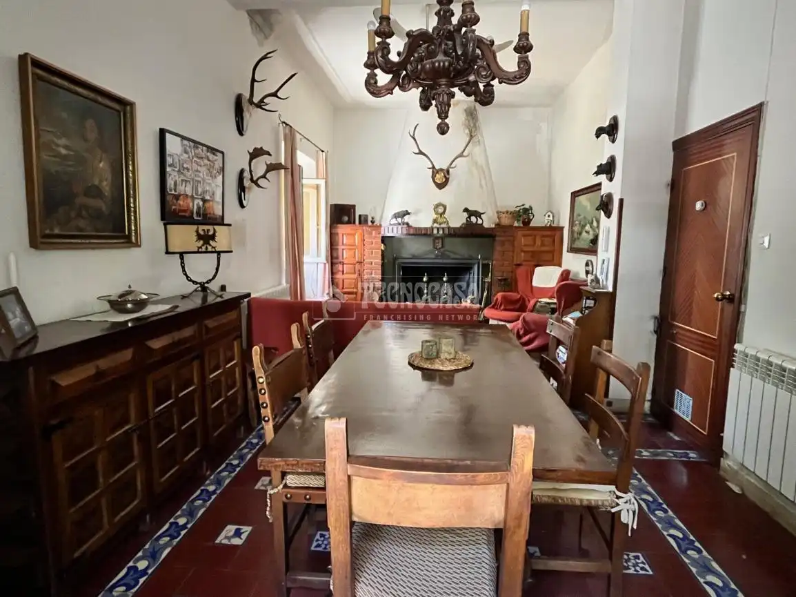 Casa amb terrassa en venda a Baeza, imagen 5