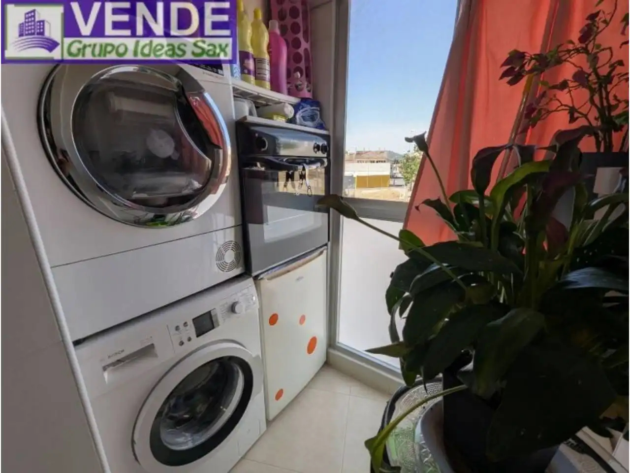 Terraza de Piso en venta en Sax con Trastero y Piscina comunitaria