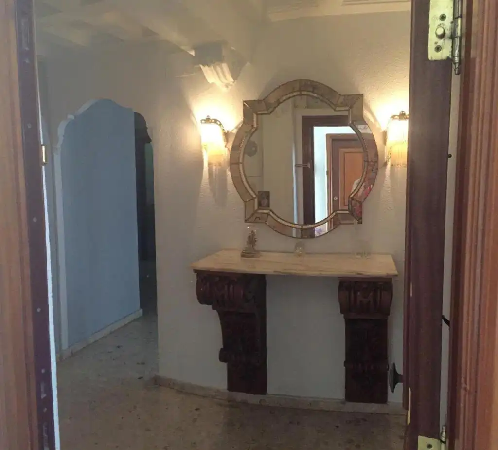 Piso en venta en Valencia con Amueblado y Balcón