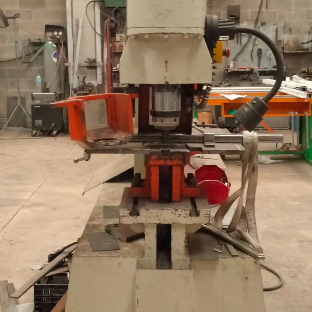 Fabrikhallen zur Miete in L'Arboç