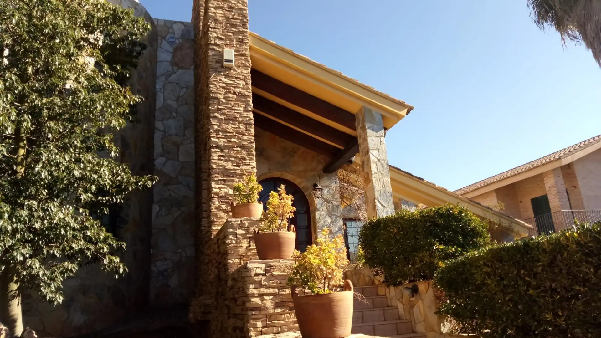 Vista exterior de Casa o xalet en venda en Puçol amb Calefacció, Jardí privat i Terrassa