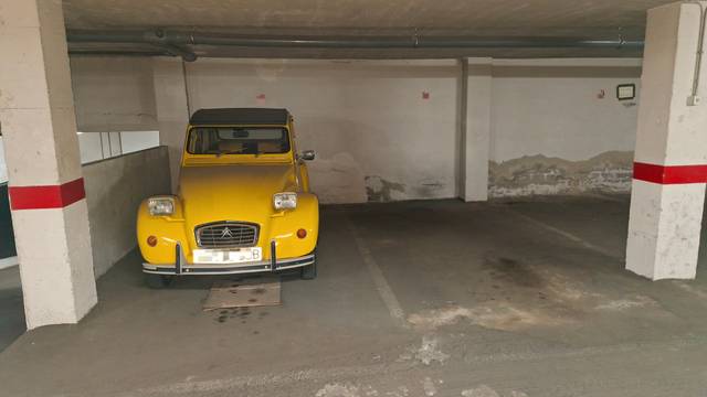 Garaje en Venta en Calle Reyes Católicos en Norte