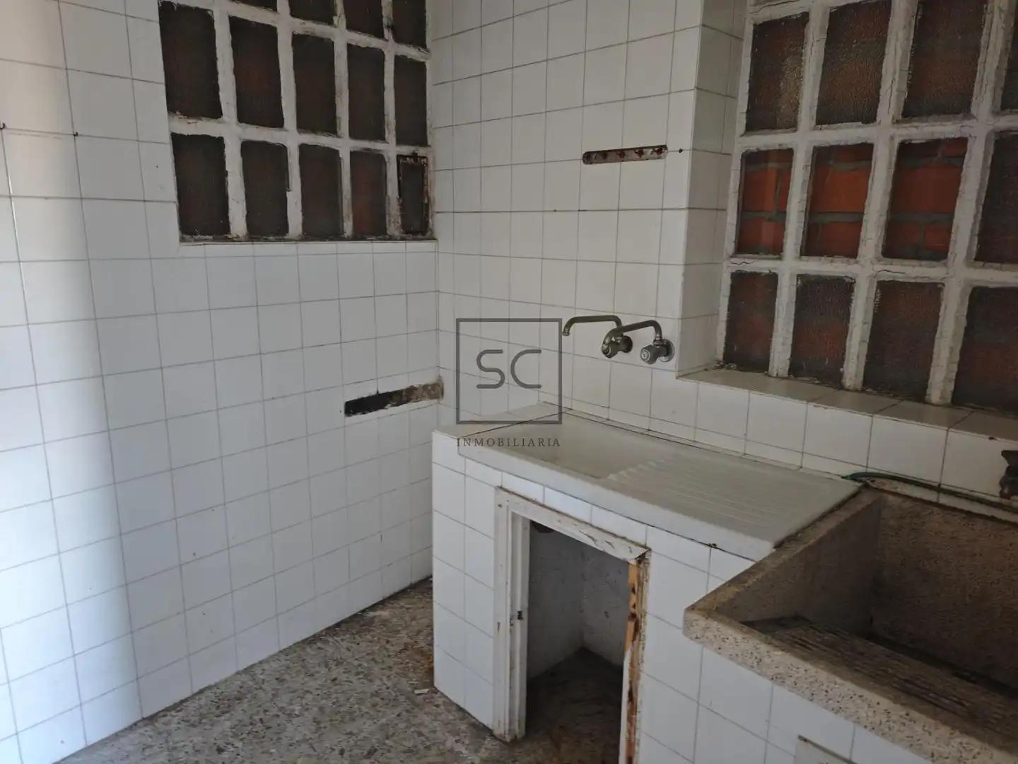 Küche von Maisonette zum Verkauf in Miño mit Terrasse, Abstellraum und Balkon