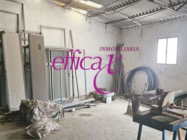 Industrial building for sale in La Mata