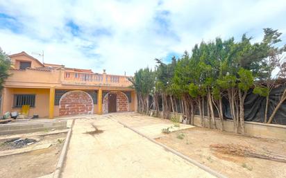 Vista exterior de Casa o xalet en venda en  Zaragoza Capital amb Jardí privat