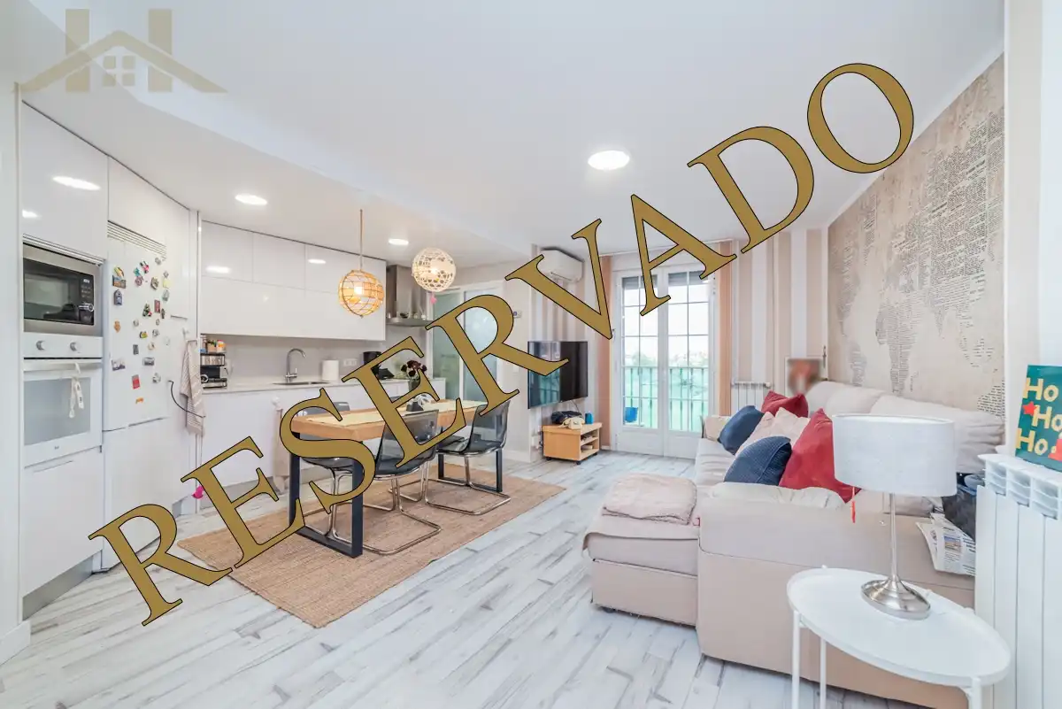 Sala de estar de Dúplex en venta en Griñón con Aire acondicionado, Calefacción y Trastero