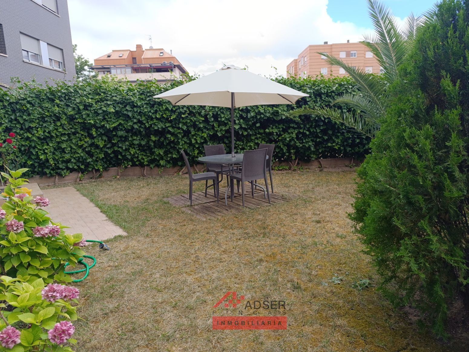 Jardí de Pis en venda en  Logroño amb Calefacció, Jardí privat i Terrassa