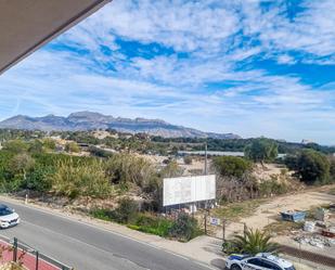Vista exterior de Apartament en venda en L'Alfàs del Pi amb Aire condicionat, Traster i Balcó