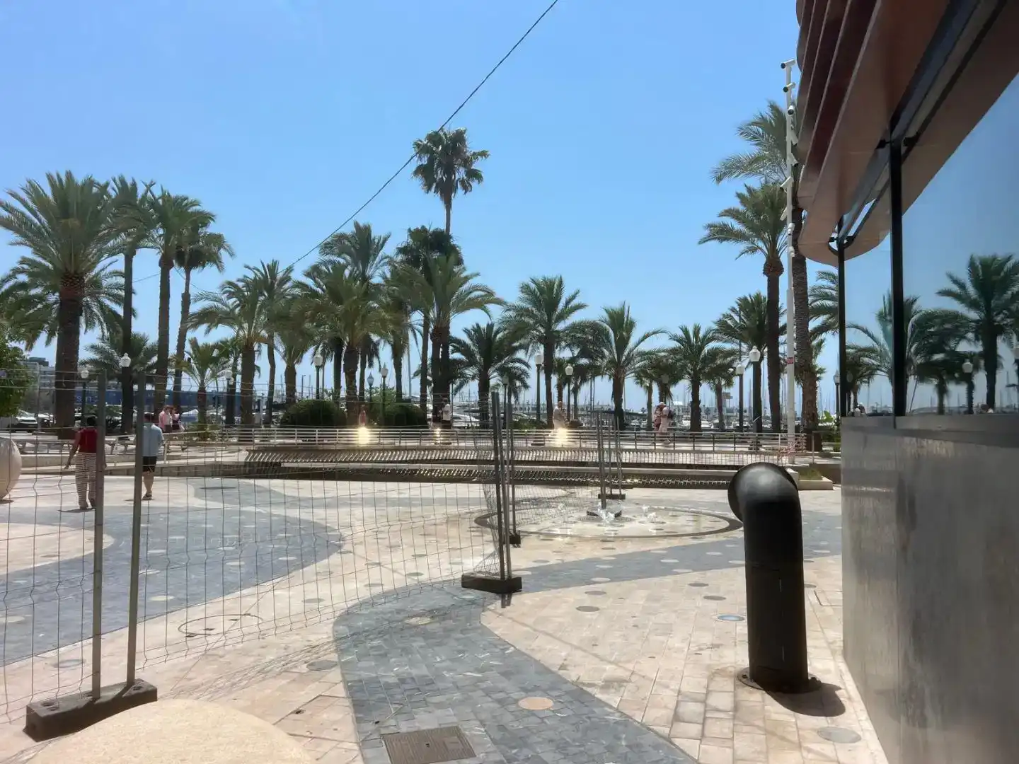 Vista exterior de Pis en venda en Alicante / Alacant amb Aire condicionat