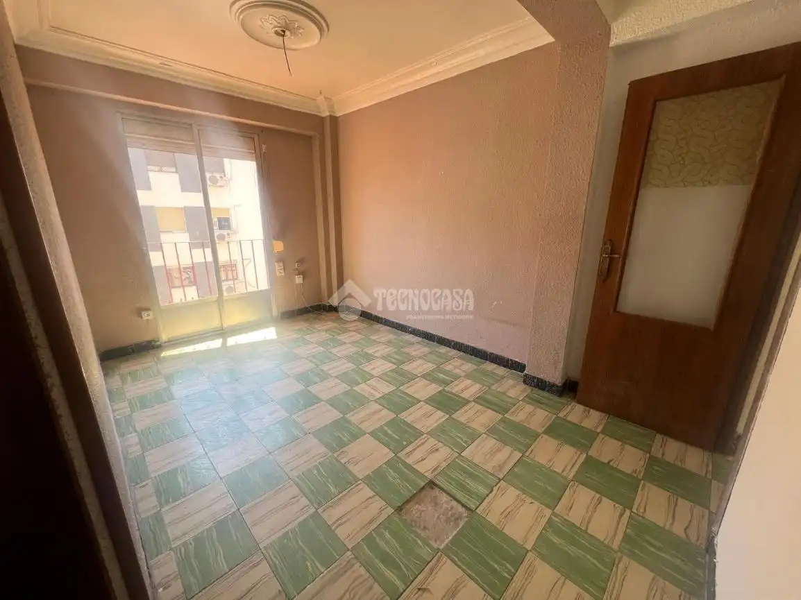 Bedroom of Flat for sale in Zaragoza  with Balcony