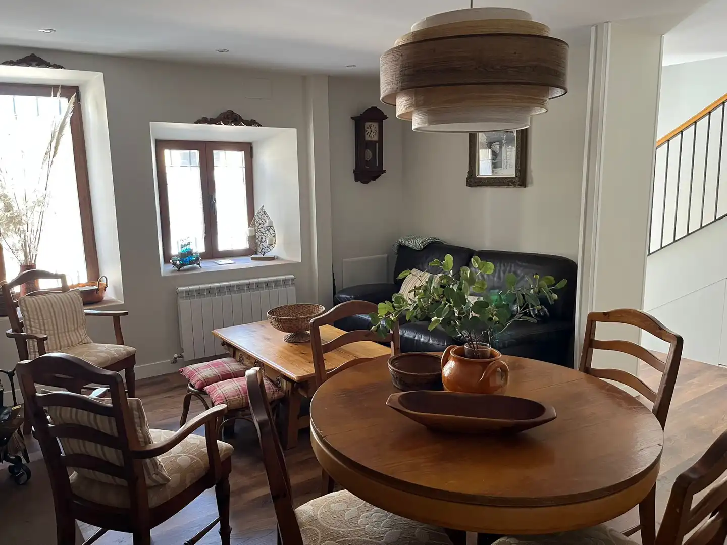 Esszimmer von Einfamilien-Reihenhaus zum Verkauf in Piedrahíta mit Heizung, Möbliert und Ofen