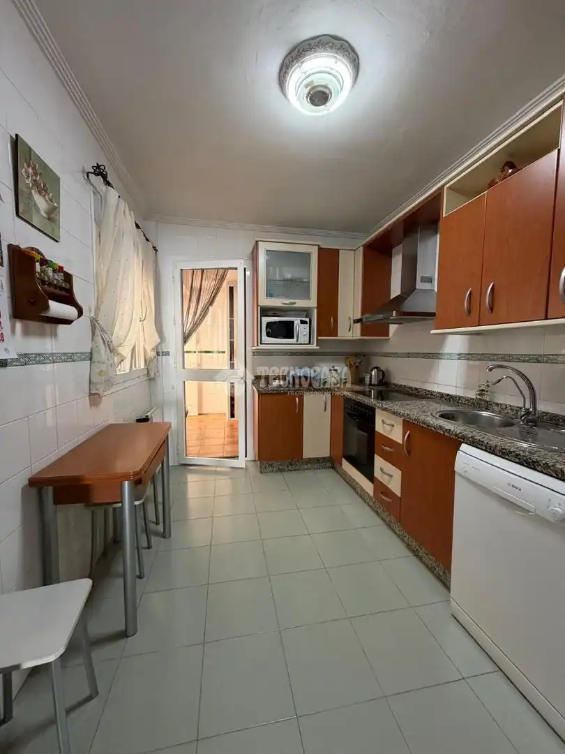 Kitchen of Detached homes for sale in Utrera  with Air Conditioner and Community pool