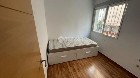 Foto 4 de Piso en venta en Los Castillejos - La Trinidad, Málaga Capital
