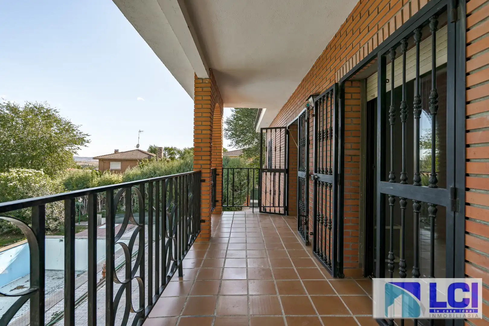 Vista exterior de Casa o chalet en venta en Villalbilla con Calefacción, Jardín privado y Terraza