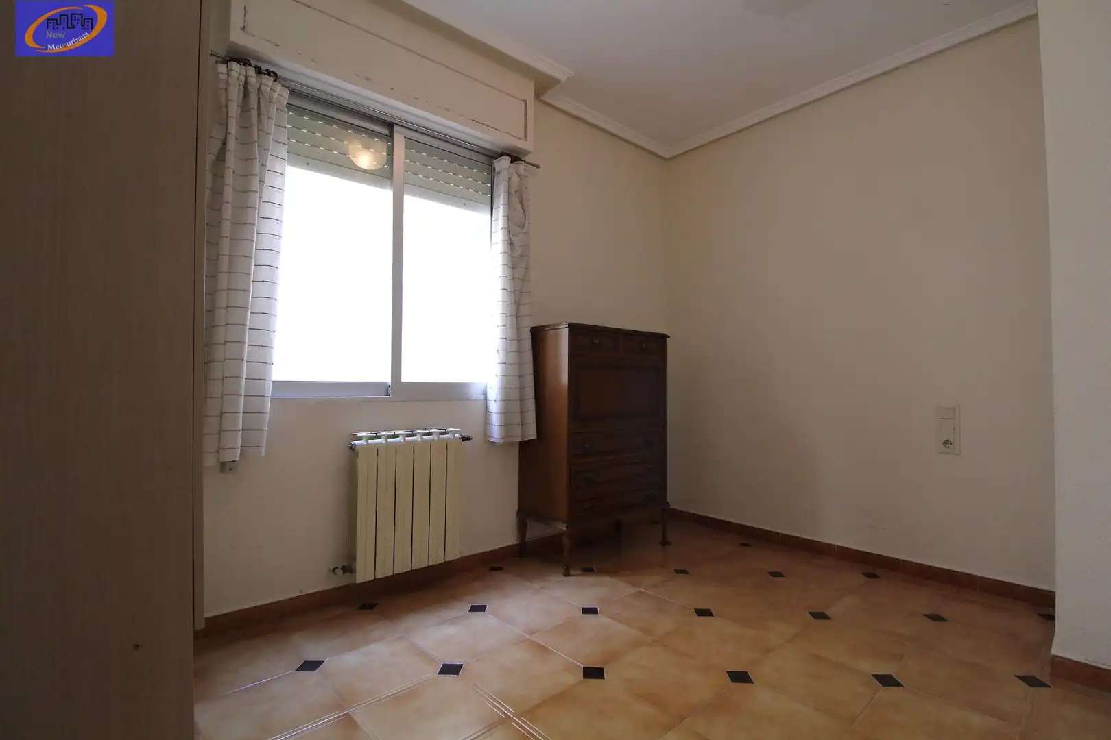 Schlafzimmer von Wohnung zum Verkauf in Utiel mit Heizung und Balkon