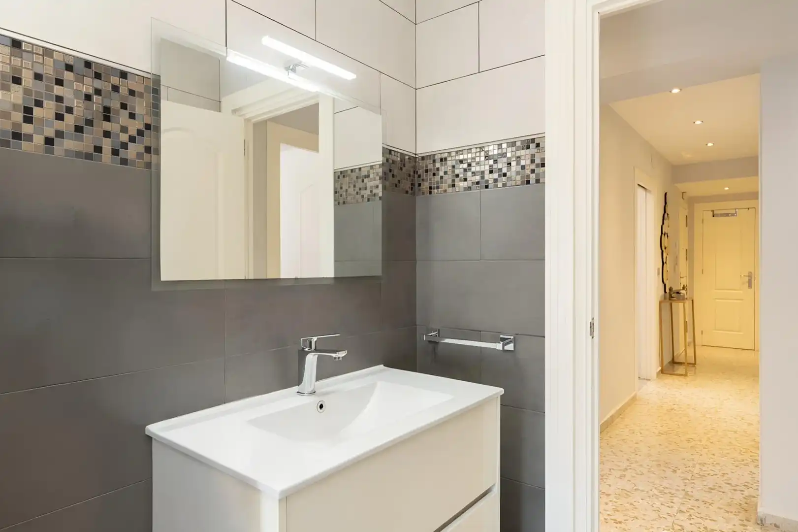 Bathroom of Flat for sale in Motril  with Air Conditioner and Balcony