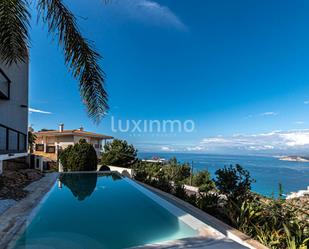 Vista exterior de Casa o xalet de lloguer en Benidorm amb Aire condicionat, Terrassa i Balcó