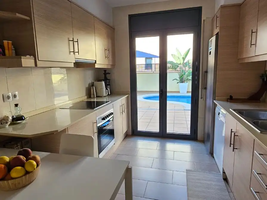 Villa con giardino in vendita a Passatge Sector Mestral 12 B, imagen 14