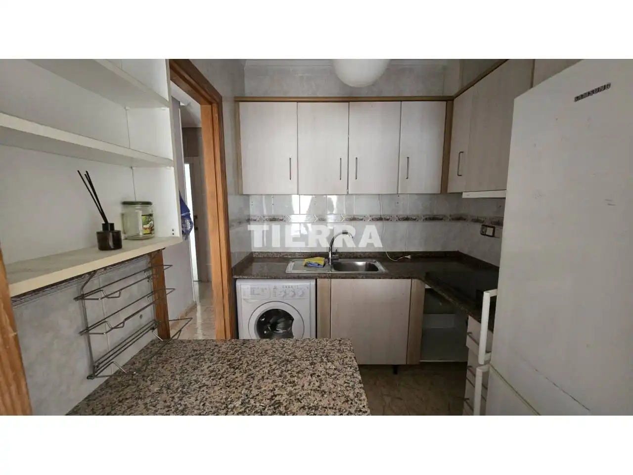 Flat with terrace for sale in Calle almudena, imagen 8