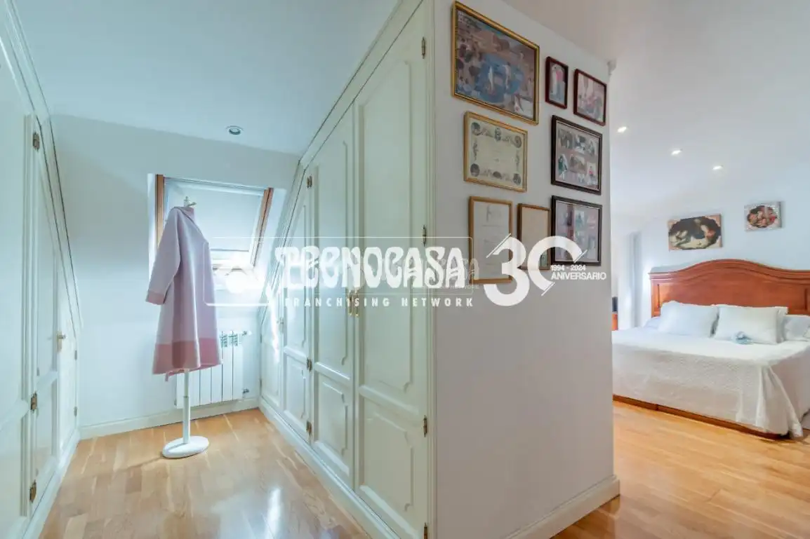 Casa adosada en venda en Madrid amb Aire condicionat, Calefacció i Terrassa