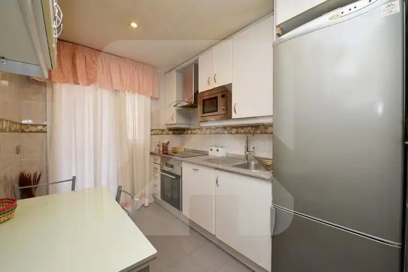Cocina de Ático en venta en Valdemoro con Aire acondicionado, Calefacción y Terraza