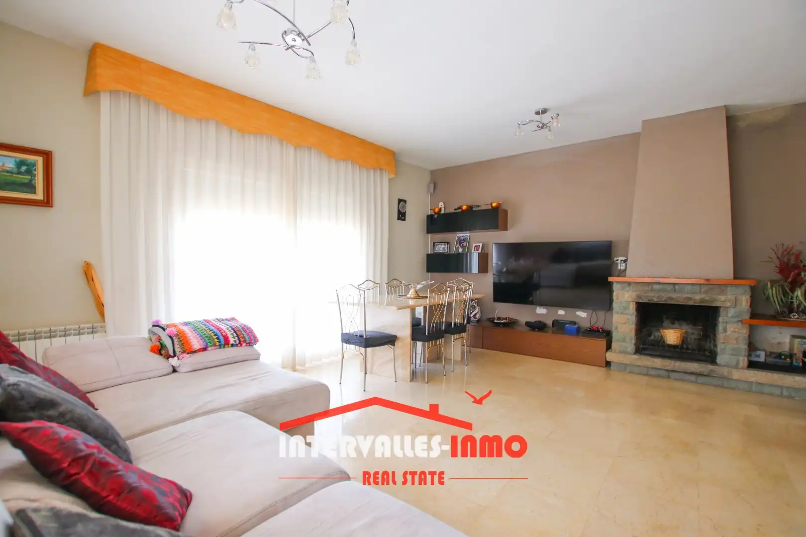 Living room of Houses for sale in Bigues i Riells del Fai  with Air Conditioner, Heating and Private garden