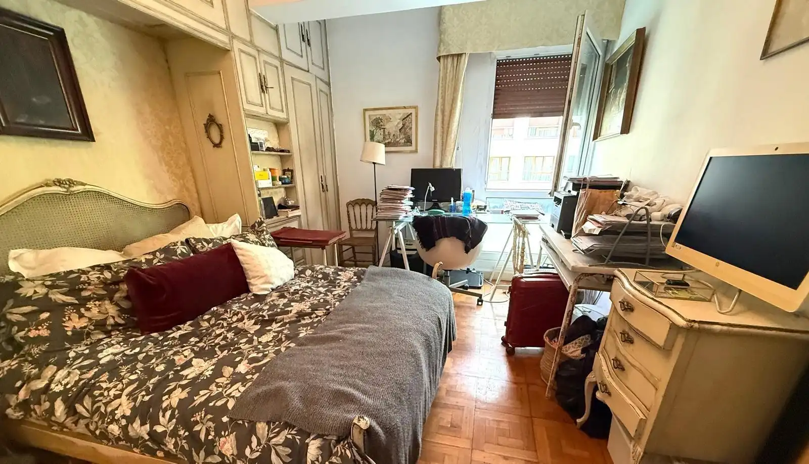 Habitación de Piso en venta en Donostia - San Sebastián  con Calefacción y Balcón