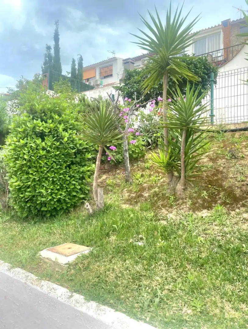 Jardí de Casa adosada en venda en Alhaurín de la Torre amb Aire condicionat, Terrassa i Traster