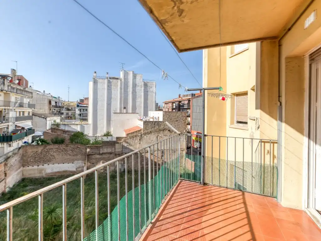 Balcony of Flat for sale in Figueres  with Furnished