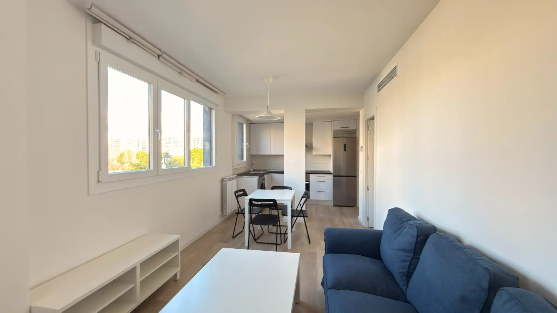 Habitación de Apartamento de alquiler en Tres Cantos con Aire acondicionado, Calefacción y Terraza