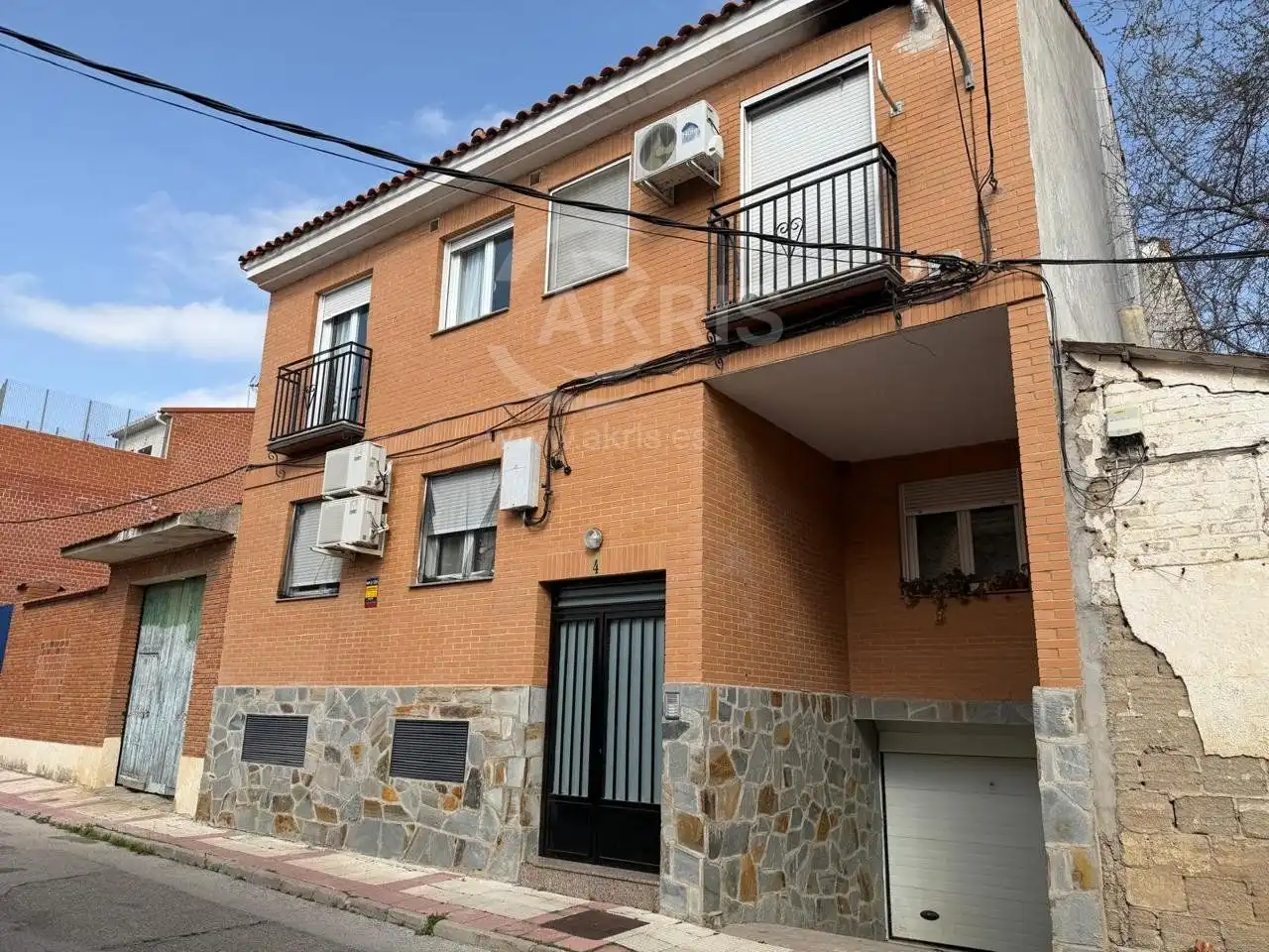 Vista exterior de Pis en venda en Villaluenga de la Sagra