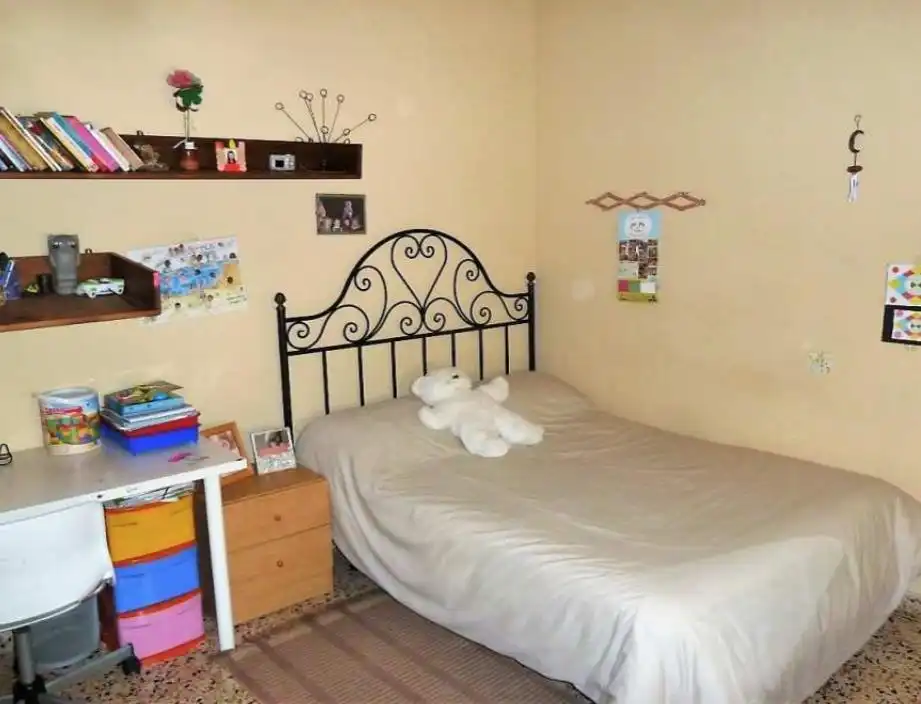 Bedroom of Houses for sale in L'Alfàs del Pi  with Air Conditioner, Terrace and Swimming Pool