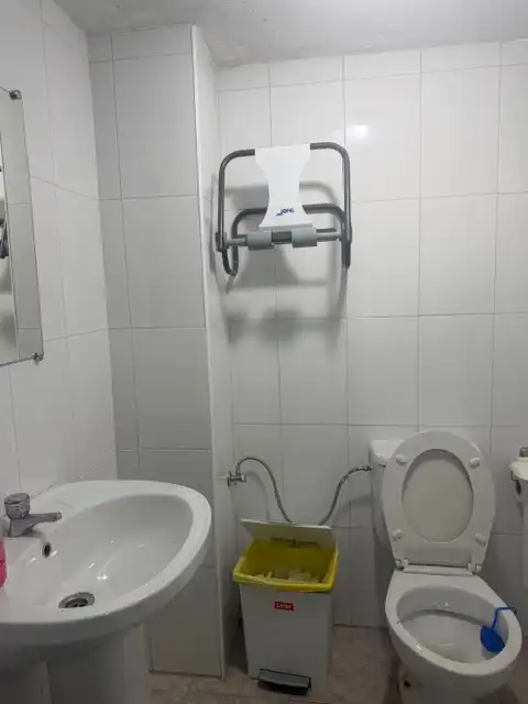 Badezimmer von Fabrikhallen zum Verkauf in Jerez de la Frontera