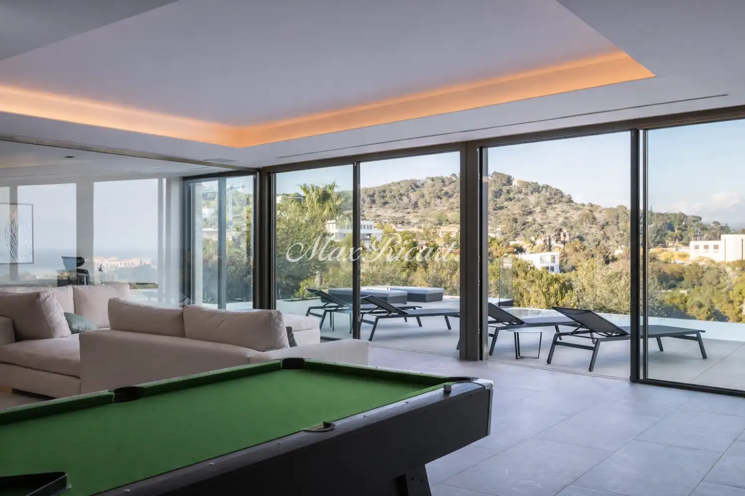 Sala d'estar de Casa o xalet de lloguer en Sitges amb Aire condicionat, Calefacció i Terrassa
