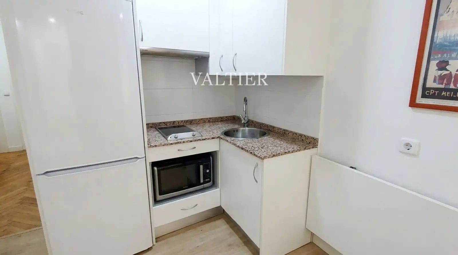 Flat with lift to rent in ARGÜELLES, imagen 2
