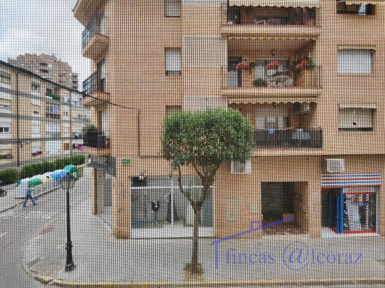 Vista exterior de Local de alquiler en Huesca con Aire acondicionado