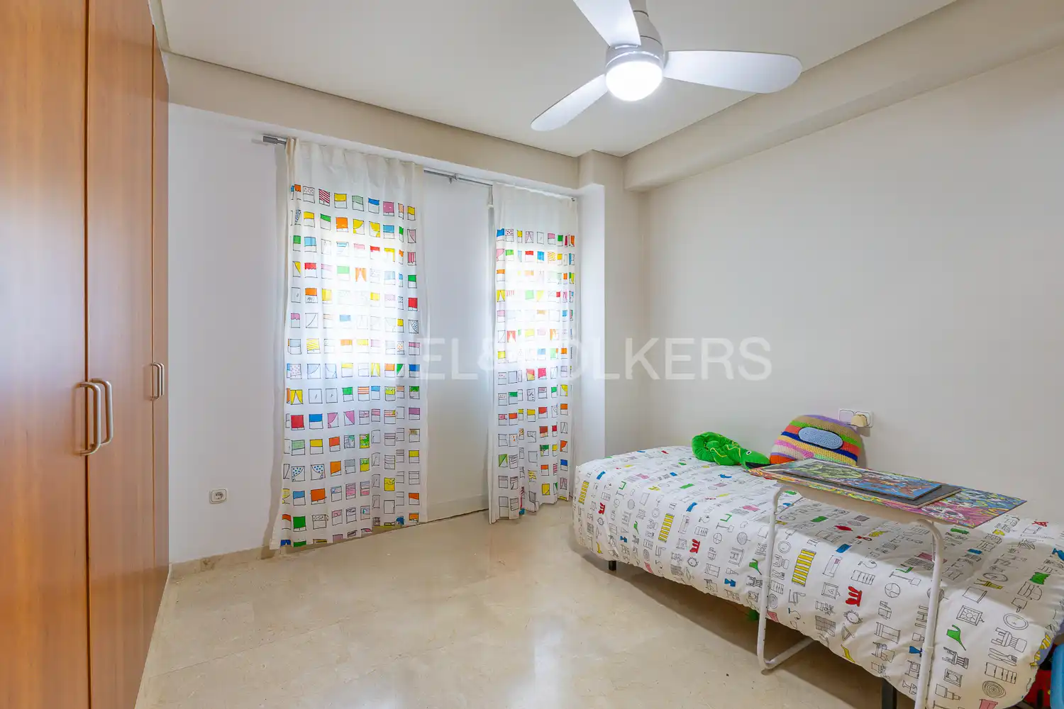Dormitori de Casa o xalet en venda en Ontinyent amb Aire condicionat, Calefacció i Jardí privat