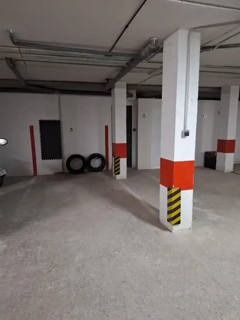 Parkplatz von Garage zur Miete in Rincón de la Victoria