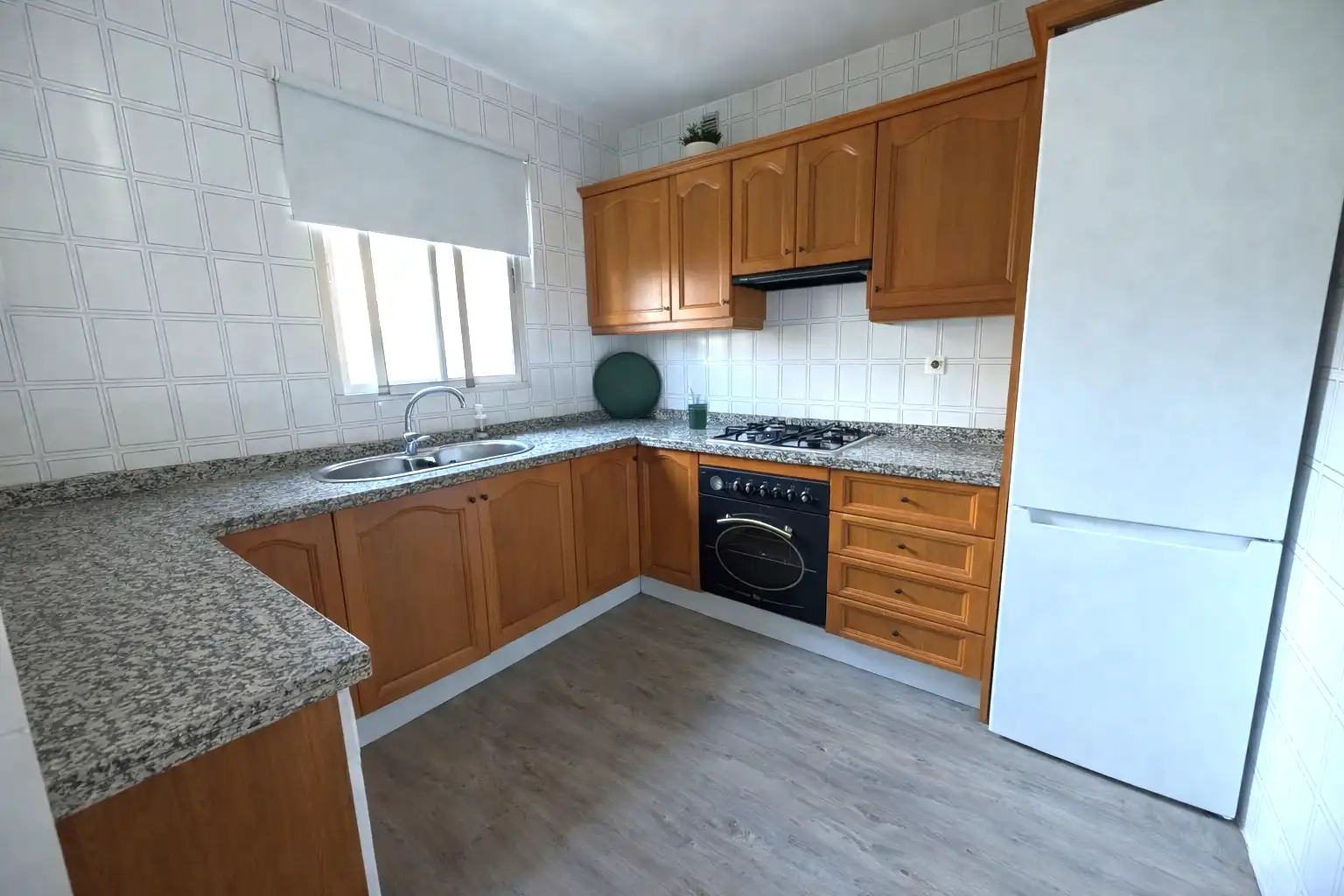 Cocina de Casa adosada en venta en Rincón de la Victoria con Aire acondicionado, Terraza y Amueblado