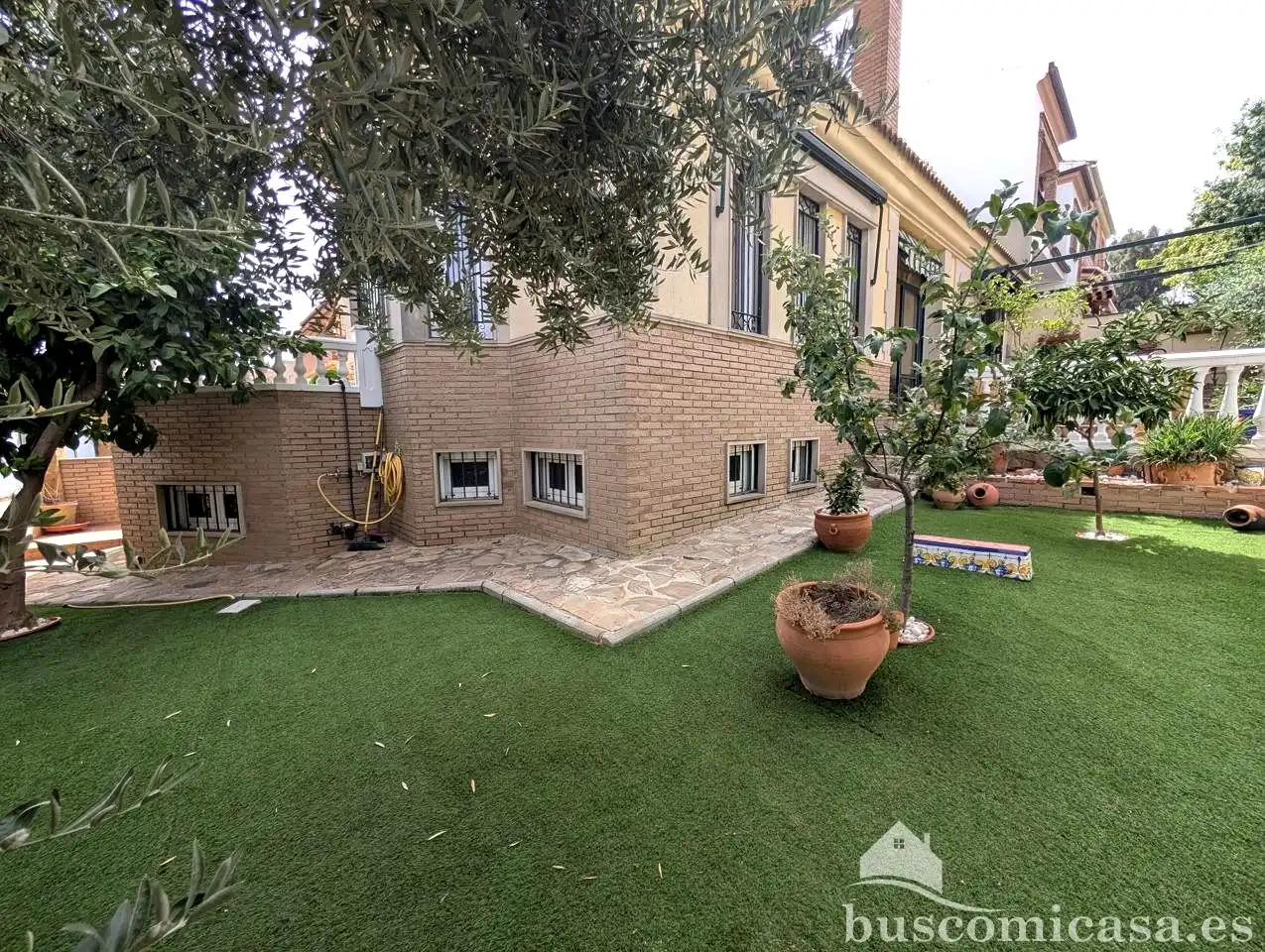 Jardí de Casa o xalet en venda en Linares amb Aire condicionat, Calefacció i Jardí privat