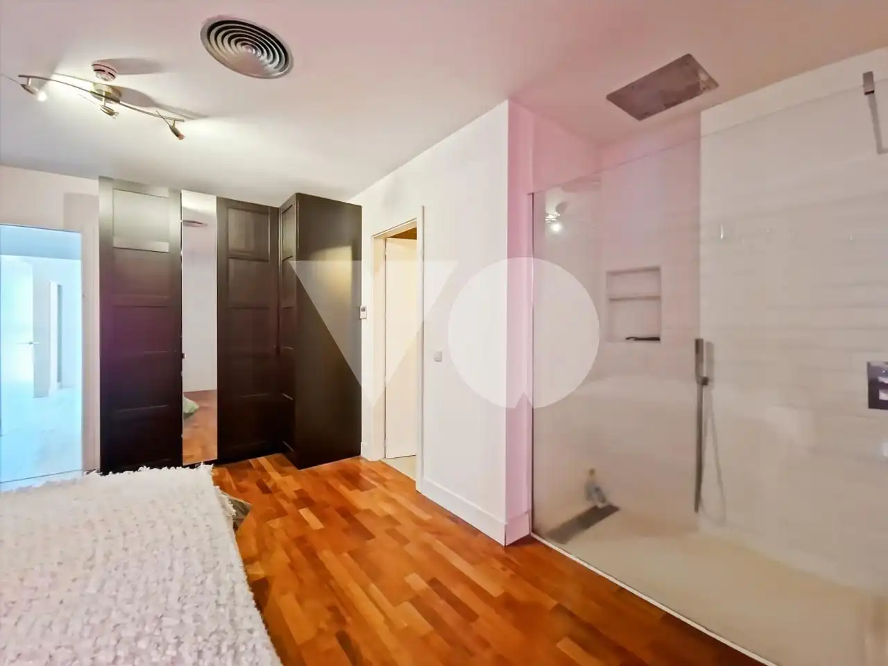 Habitación de Dúplex en venta en Madrid con Aire acondicionado y Calefacción